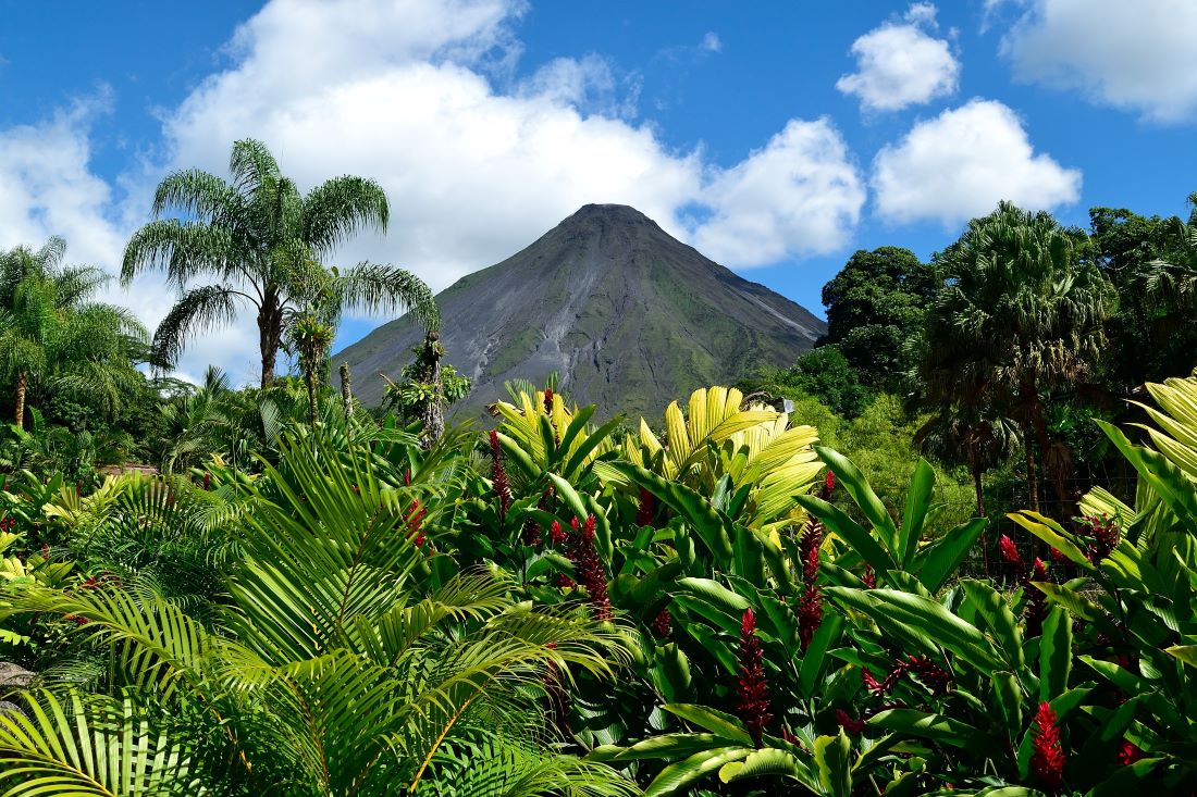 ARENAL COSTA RICA TAM