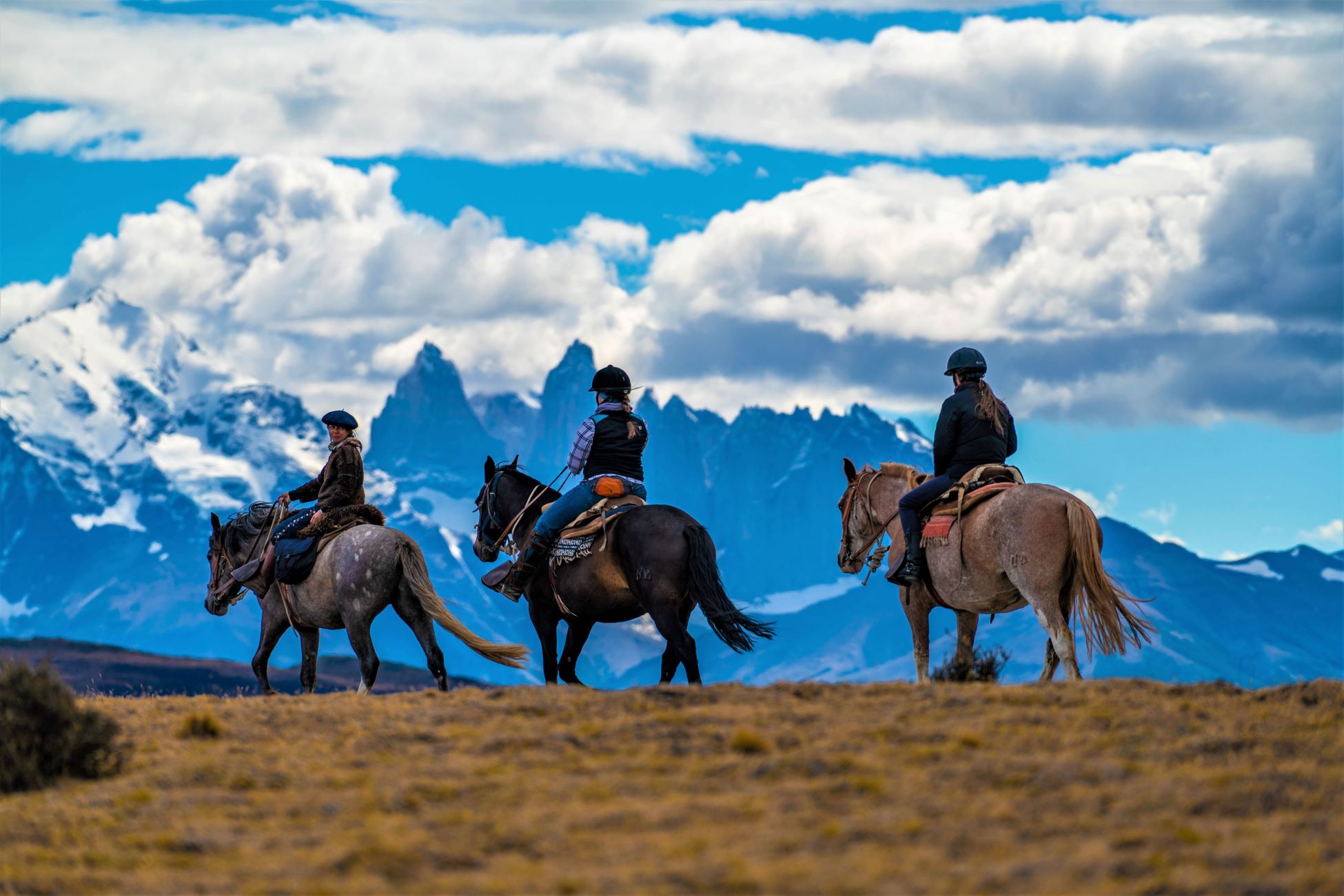 ESCURSIONE CAVALLO CERRO GUIDO CILE TAM