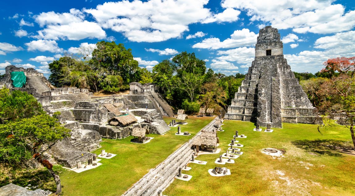 Guatemala - tempio del Giaguaro - Tikal - Tuttaltromondo