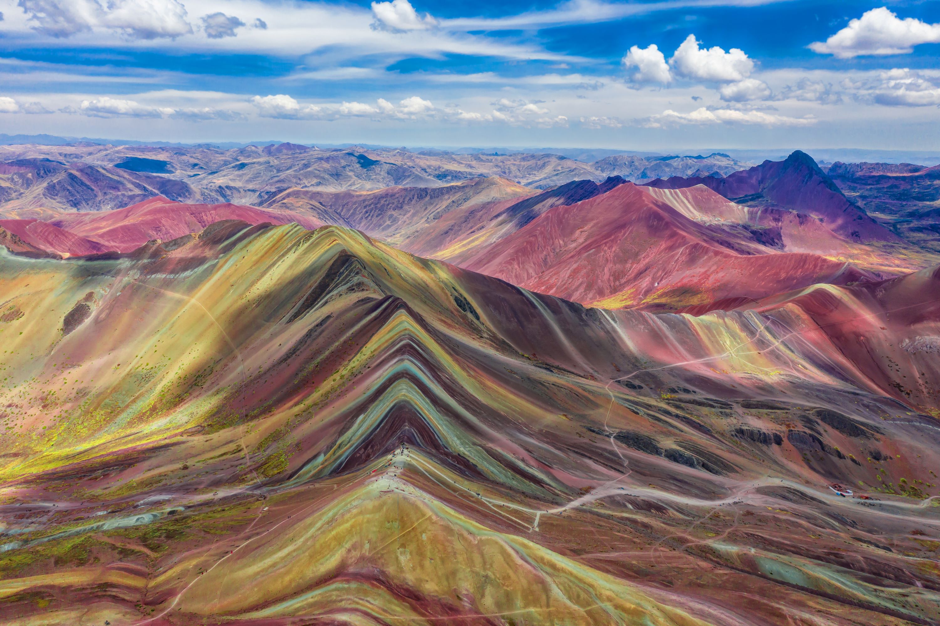 VINICUNCA PERU TAM