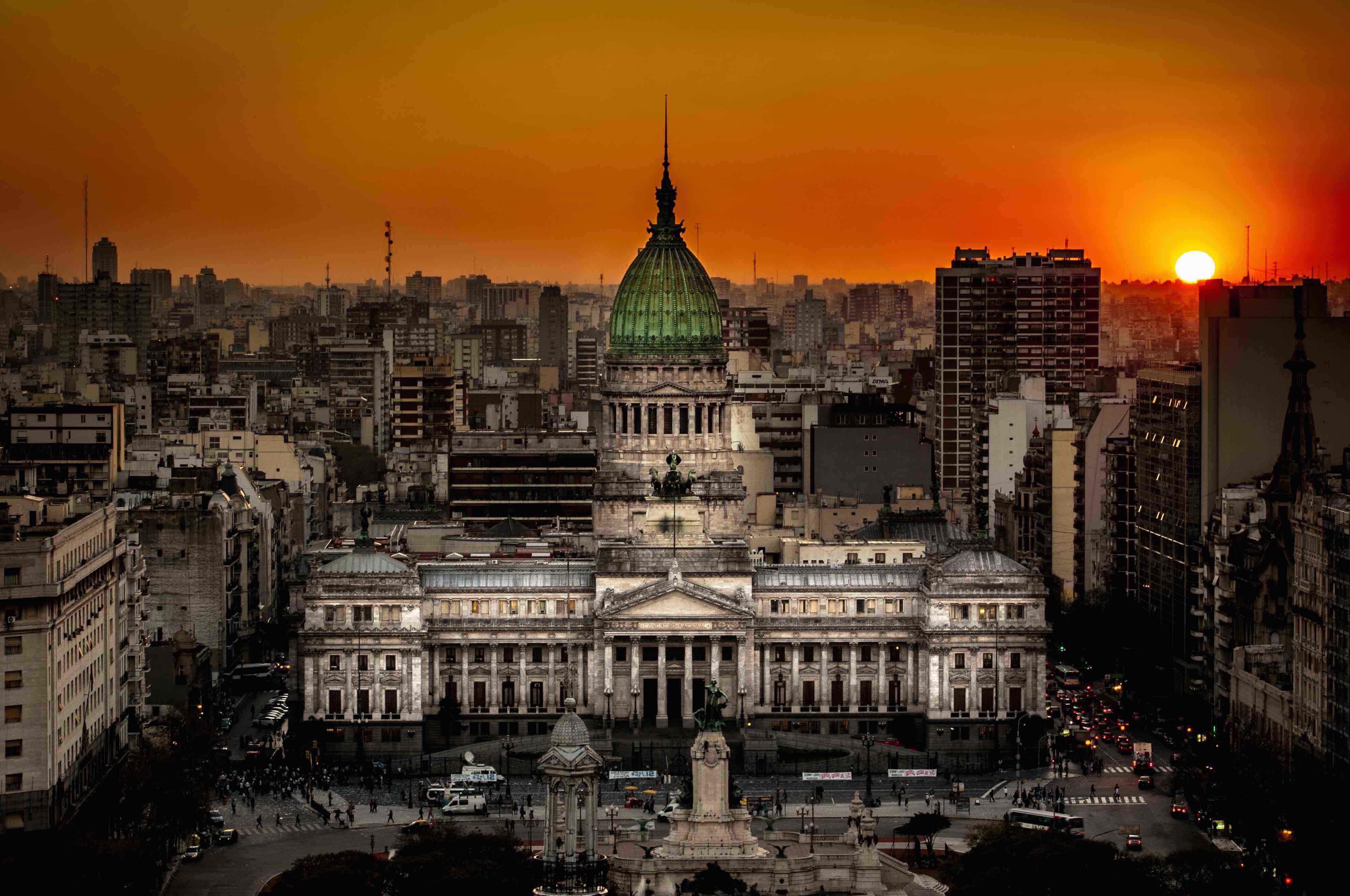 viaggio in Argentina Bolivia e Cile: tramonto a Buenos Aires