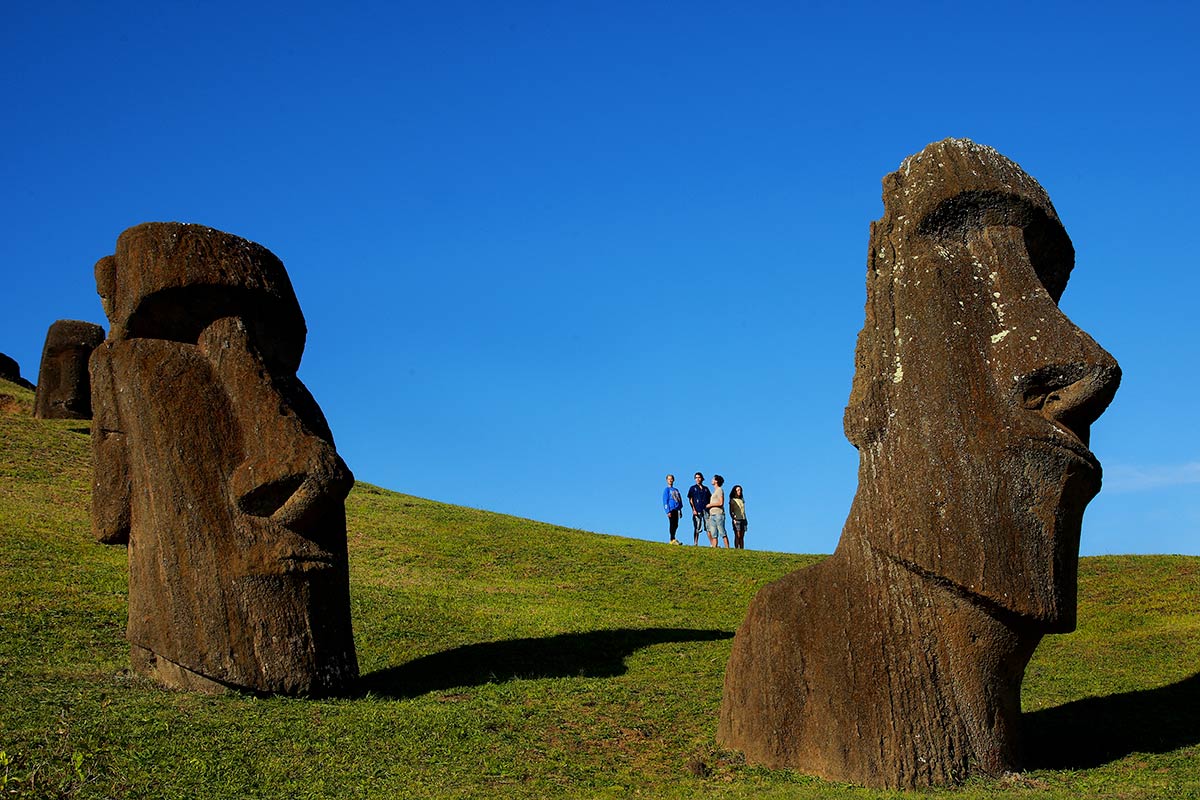 moai