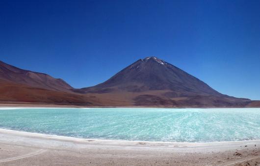 LAGUNA VERDE BOLIVIA TAM